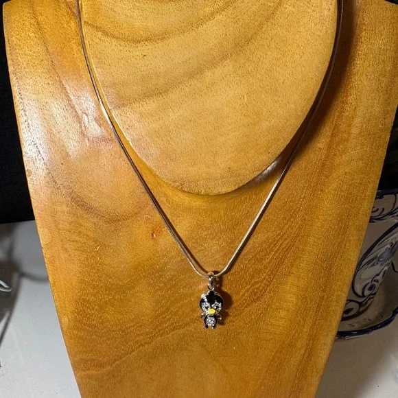 Cute Black Penguin Crystal Pendant Necklace - Women Jewelry - Picture 3 of 3